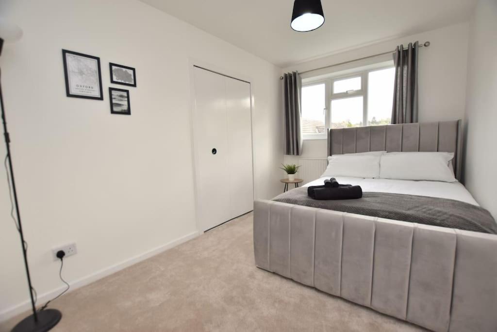 Luxury Central Oxford Detached Home ภายนอก รูปภาพ